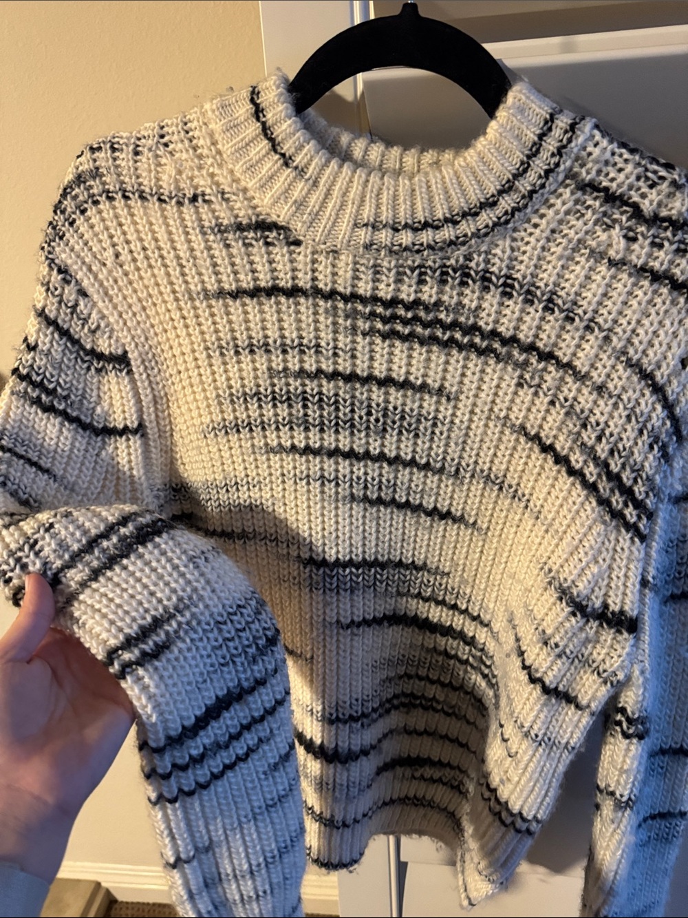 Samsøe Samsøe Cozy Chunky White Marled Stripe Knit Sweater! 🖤🤍🖤🤍